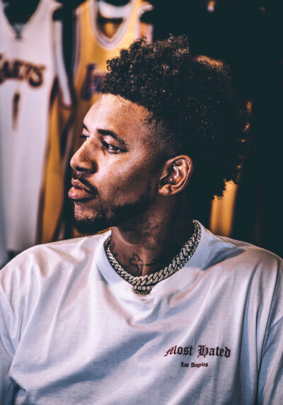 为队友让出 为队友让出