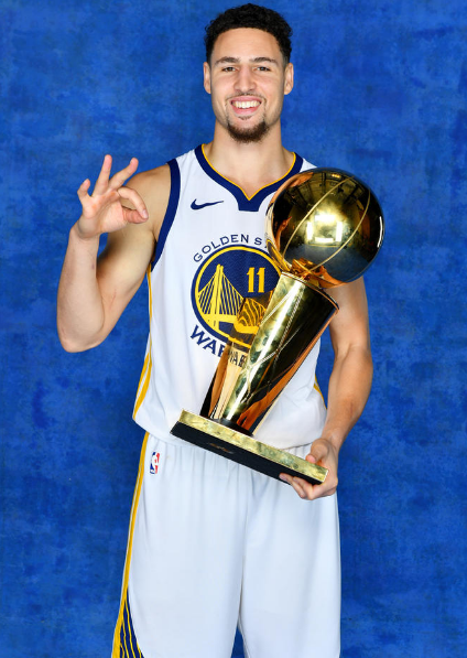 推向外线投 推向外线投